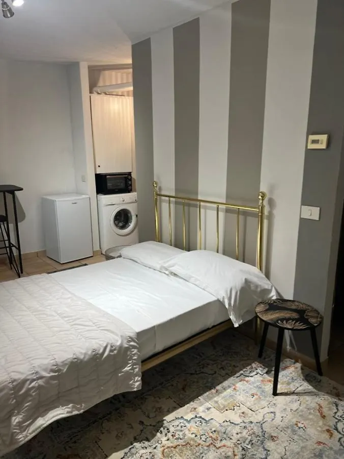 Mood-Garibaldi 26 Apartment Pavia
